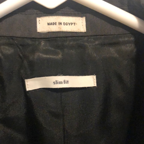 Charcoal Grey LG (Fits 38R-42R) Slim Fit. - Picture 3 of 3